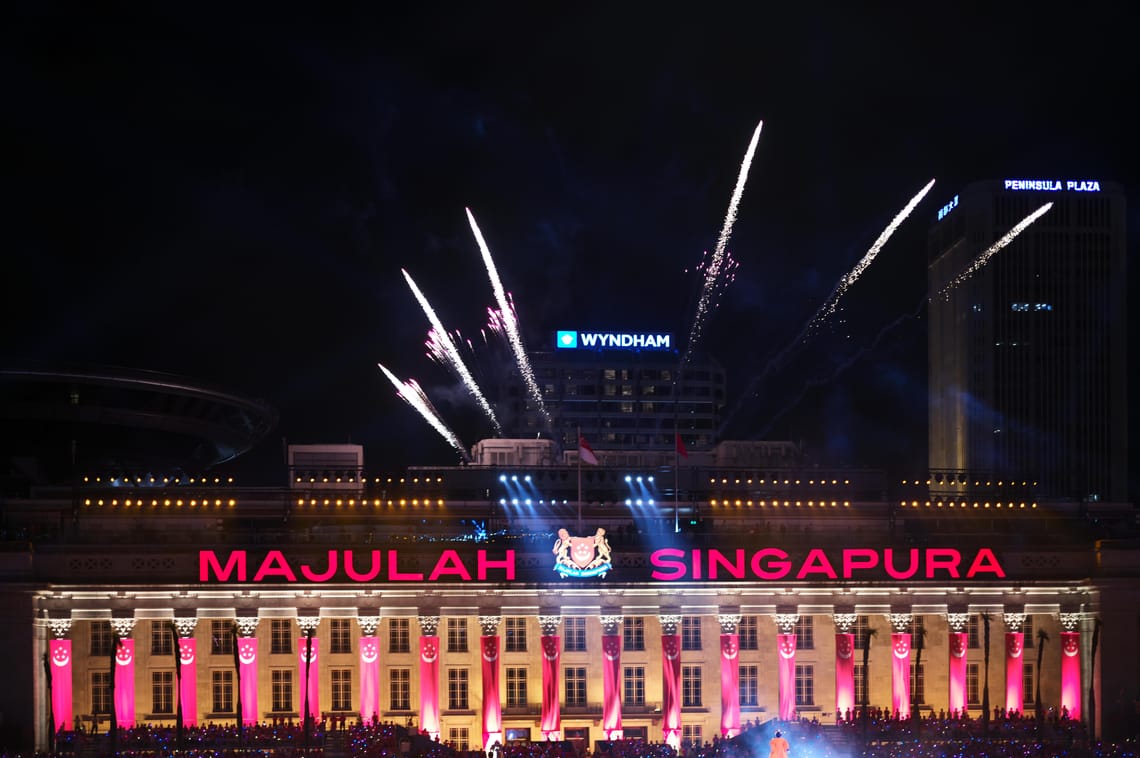 Celebrations. SG60. 📸 APO-Summicron 50mm