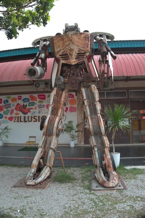 · Street Photography · Recycle · Robot ·