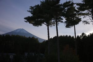 Shades of blue sky and sunset @ Mount Fuji.
